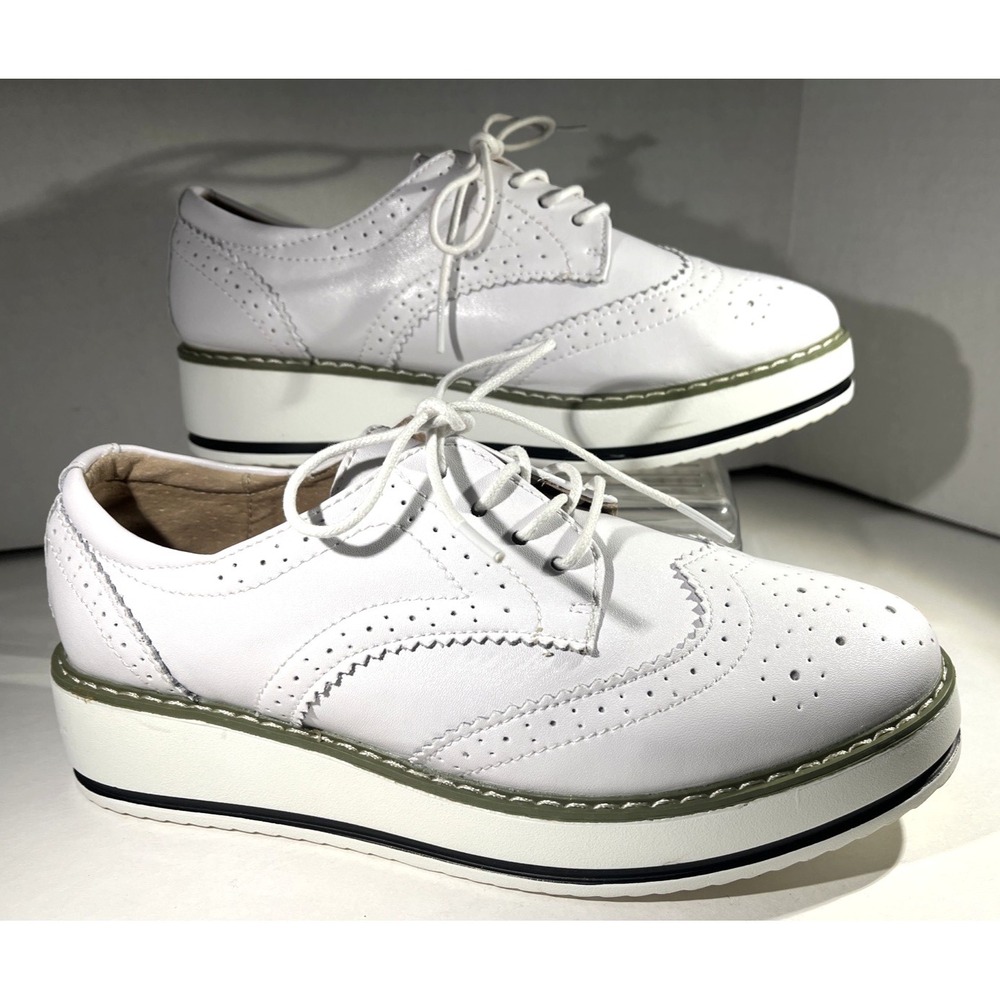 Dadawen Women's Platform White Leather Wingtip Square Toe Oxford Shoe Sz 10.5 US